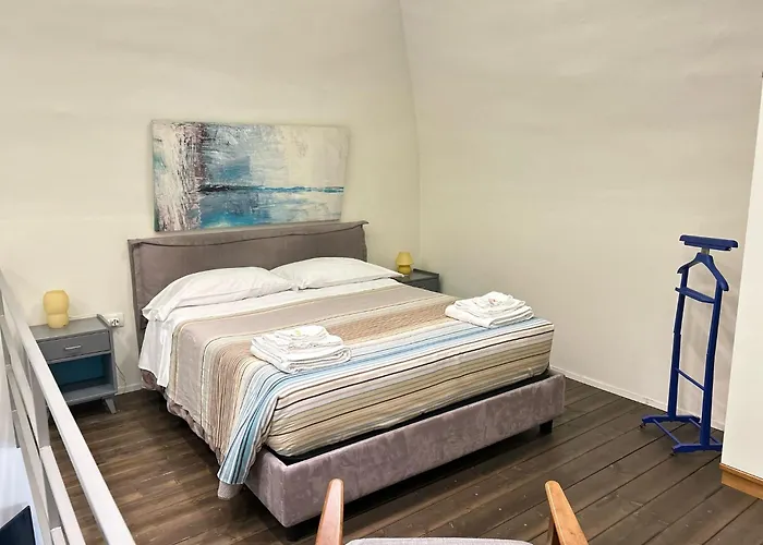 Sanbiagio, 25 GuesthouseHotel Napoli